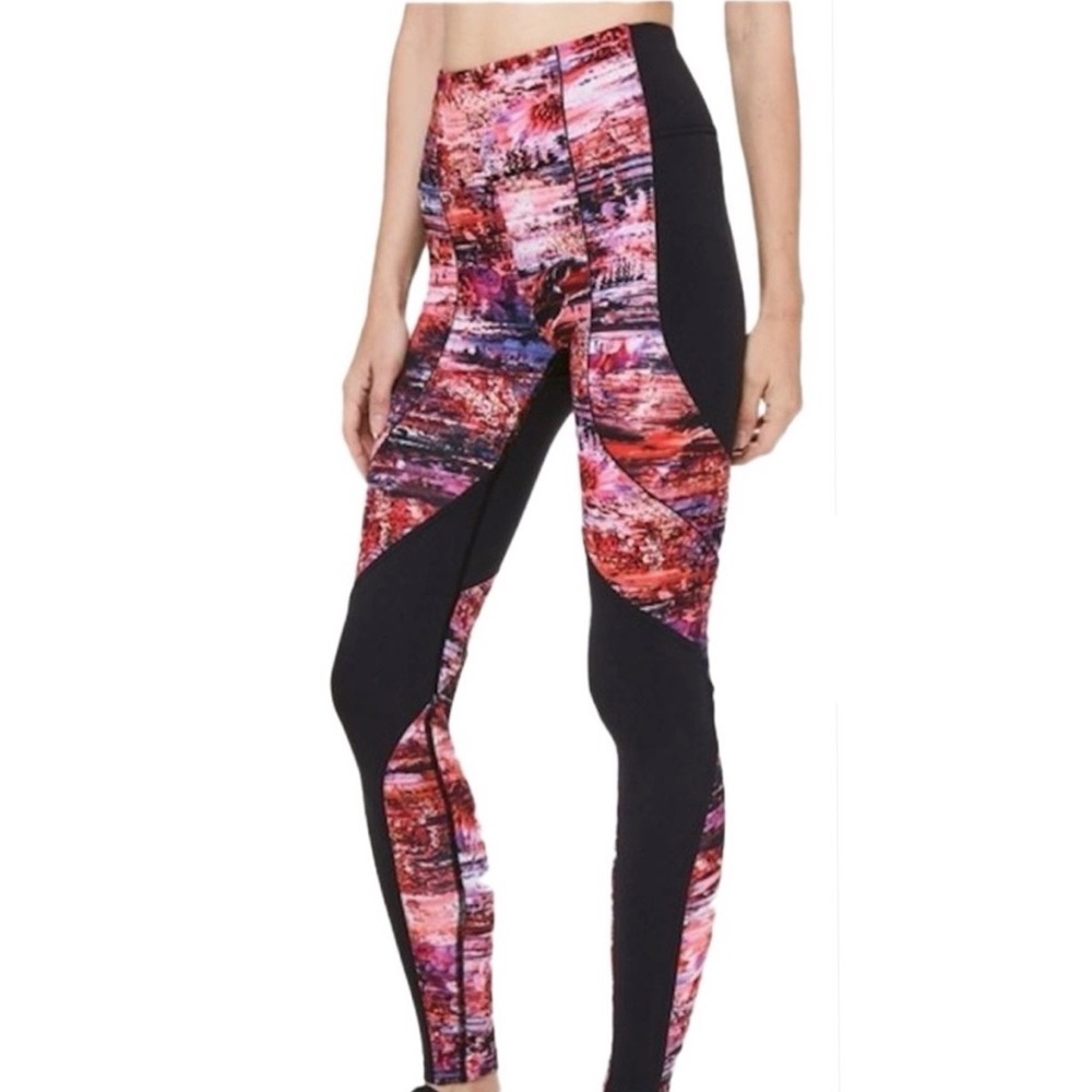 Lululemon Black Dahliascape Multi Color Sz 4